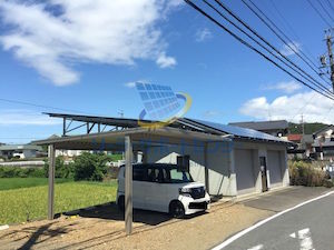 車庫に設置した太陽光発電　関市